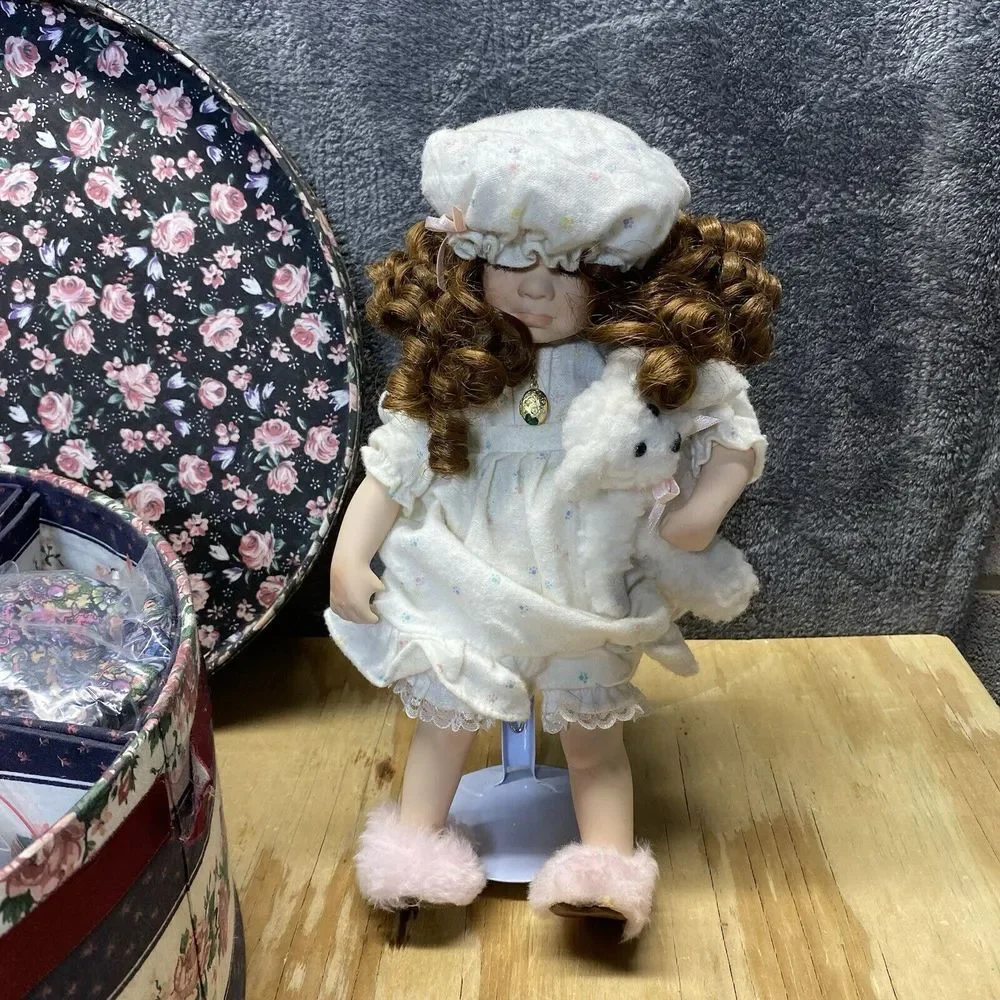 Vintage Linda Steele Porcelain Doll 0343/500 Complete Set w/ Accessories‎